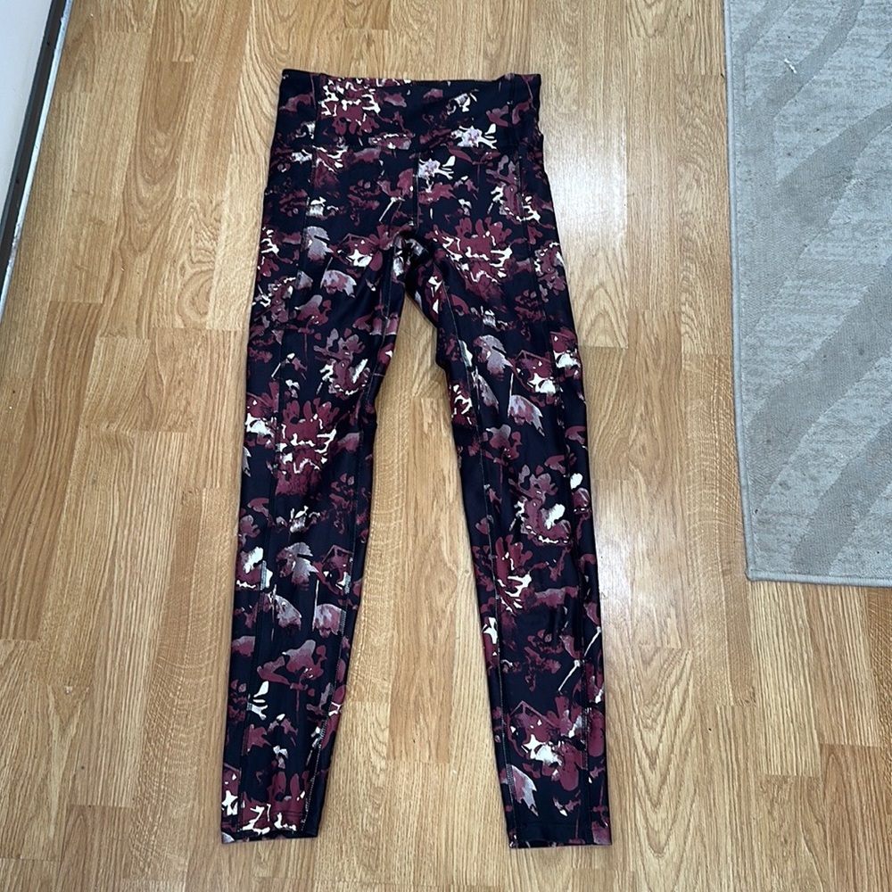Colorful Abstract Leaf Leggings Size S